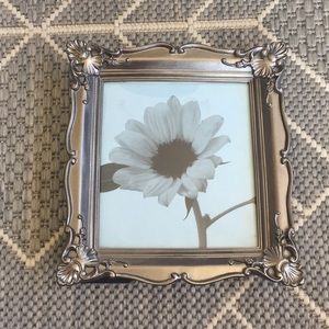 Vintage looking frame